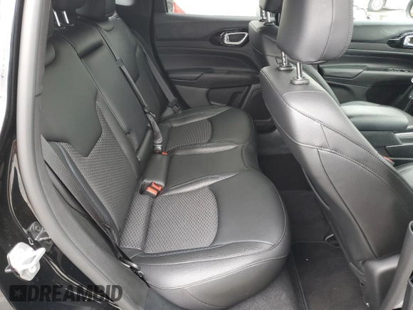 2025 Jeep Compass Latitude с VIN 3C4NJDBN5ST505542, выставлен на аукционе Copart как лот 48170865 с пробегом 1 000 миль миль и Списание • Salvage title. История ставок и продаж доступна на DreamBid. Изображение 12.