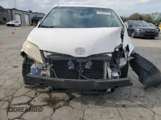 2011 Toyota Sienna XLE AAS with VIN 5TDYK3DC3BS011352, listed as a Copart auction lot 51928215 with 281,062 mi miles and Salvage Title. Bid and sale history available at carsss.com. Image 5.