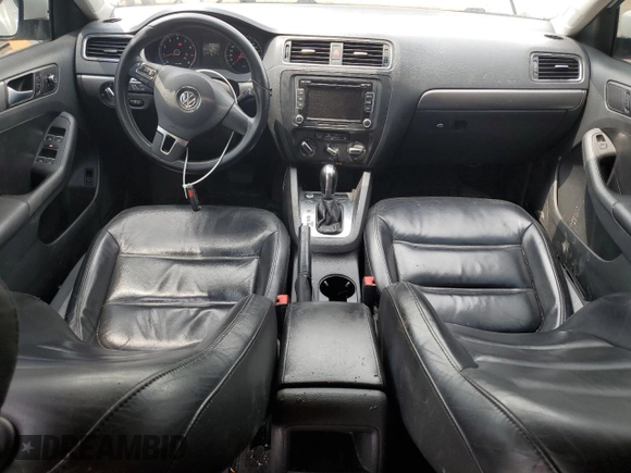 2013 Volkswagen Jetta SEL with VIN 3VWLX7AJ3DM449519, listed as a Copart auction lot 56402775 with 120,127 mi miles and Salvage title. Bid and sale history available at DreamBid. Image 8.