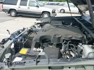 2018 Toyota 4Runner SR5 z VIN JTEBU5JR0J5605112, wystawiony jako IAAI lot #42849522 z przebiegiem 74 221 mil mil oraz . Historia ofert i sprzedaży dostępna na DreamBid. Obrazek 20.
