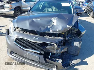 2015 Kia Cadenza Premium with VIN KNALN4D72F5176568, listed as a IAAI auction lot 41755575 with 117,780 mi miles. Bid and sale history available at carsss.com. Image 6.