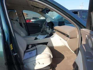 2021 Genesis GV80 with VIN KMUHCESCXMU031136, listed as a IAAI auction lot 41297818 with 31,890 mi miles and . Bid and sale history available at DreamBid. Image 5.