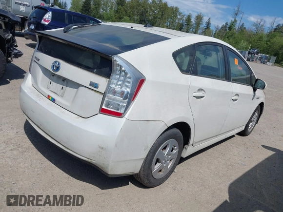 2010 Toyota Prius II with VIN JTDKN3DU3A0008118, listed as a IAAI auction lot 42164958 with 192,188 mi miles and . Bid and sale history available at DreamBid. Image 4.