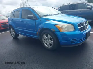 2009 Dodge Caliber SXT z VIN 1B3HB48A79D174544, wystawiony jako IAAI lot #42236358 z przebiegiem 158 089 mil mil oraz . Historia ofert i sprzedaży dostępna na DreamBid. Obrazek 1.