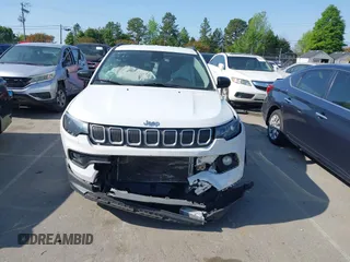 2022 Jeep Compass Latitude with VIN 3C4NJCBB1NT137963, listed as a IAAI auction lot 42027669 with 46,324 mi miles and . Bid and sale history available at DreamBid. Image 12.