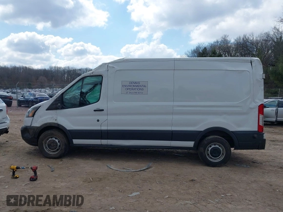 2017 Ford Transit z VIN 1FTBW2CGXHKA10403, wystawiony jako IAAI lot #42010167 z przebiegiem 69 746 mil mil oraz . Historia ofert i sprzedaży dostępna na DreamBid. Obrazek 14.