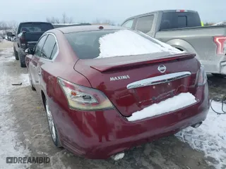 2012 Nissan Maxima 3.5 S with VIN 1N4AA5AP6CC842148, listed as a IAAI auction lot 41352124 with 124,852 mi miles. Bid and sale history available at carsss.com. Image 3.