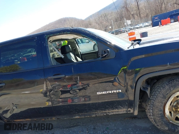 2014 GMC Sierra 1500 with VIN 3GTU2TEH6EG197593, listed as a IAAI auction lot 41645947 with 236,667 mi miles. Bid and sale history available at carsss.com. Image 16.