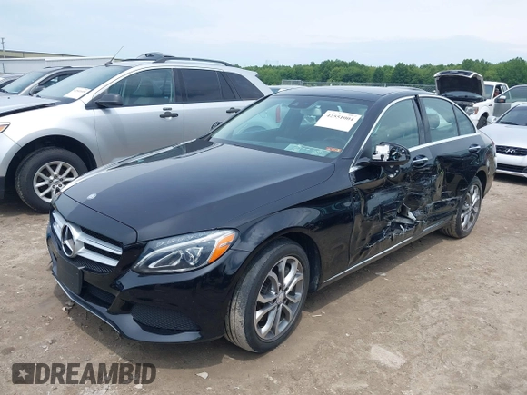 2017 Mercedes-Benz C 300 z VIN 55SWF4KB5HU200236, wystawiony jako IAAI lot #42551004 z przebiegiem 75 802 mil mil oraz . Historia ofert i sprzedaży dostępna na DreamBid. Obrazek 17.