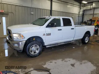 2015 Ram 3500 Tradesman z VIN 3C63R3GL0FG525947, wystawiony jako Copart lot #44369705 z przebiegiem 223 189 mil mil oraz Czysty tytuł • Clean title. Historia ofert i sprzedaży dostępna na DreamBid. Obrazek 1.