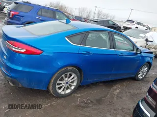 2020 Ford Fusion SE with VIN 3FA6P0HD1LR149783, listed as a IAAI auction lot 41671712 with 88,699 mi miles. Bid and sale history available at carsss.com. Image 13.
