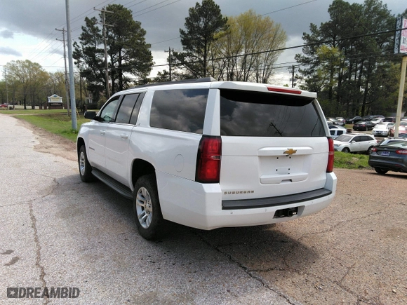 2015 Chevrolet Suburban LT with VIN 1GNSCJKC6FR229260, listed as a IAAI auction lot 41974363 with 251,395 mi miles. Bid and sale history available at carsss.com. Image 3.