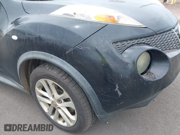 2011 Nissan Juke SL with VIN JN8AF5MR7BT006831, listed as a IAAI auction lot 41861371 with 84,926 mi miles. Bid and sale history available at carsss.com. Image 6.