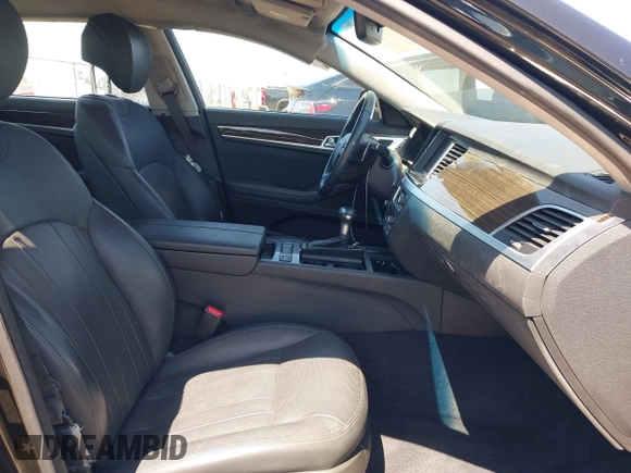 2018 Genesis G80 3.8L с VIN KMHGN4JE3JU284909, выставлен на аукционе IAAI как лот 42188611 с пробегом 37 215 миль миль и . История ставок и продаж доступна на DreamBid. Изображение 5.