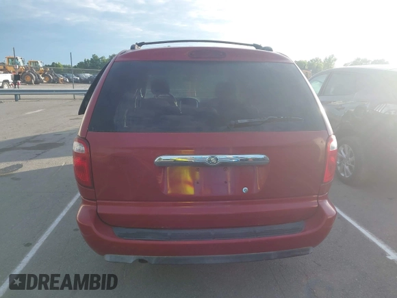 2006 Chrysler Town & Country Touring with VIN 2A4GP54L06R871145, listed as a IAAI auction lot 42199513 with 141,772 mi miles and . Bid and sale history available at DreamBid. Image 16.
