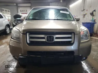 2006 Honda Pilot EX-L with VIN 2HKYF18796H516751, listed as a Copart auction lot 44558685 with 141,576 mi miles and Salvage Title. Bid and sale history available at DreamBid. Image 5.