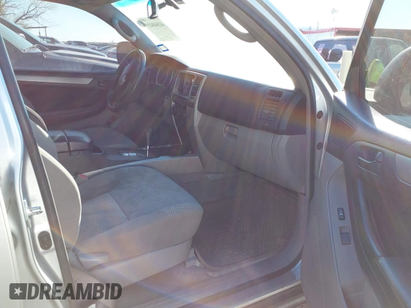 2007 Toyota 4Runner SR5 with VIN JTEZU14R378080220, listed as a IAAI auction lot 41840419 with 204,652 mi miles and . Bid and sale history available at DreamBid. Image 5.