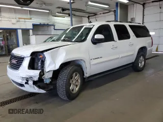 2007 GMC Yukon XL SLT z VIN 1GKFK16397J220192, wystawiony jako Copart lot #55324085 z przebiegiem 248 562 mil mil oraz Szkody całkowita. Historia ofert i sprzedaży dostępna na DreamBid. Obrazek 1.