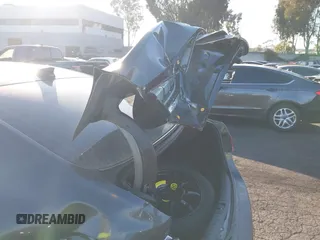 2018 Genesis G80 3.8L z VIN KMHGN4JE7JU262623, wystawiony jako IAAI lot #41230215 z przebiegiem 94 006 mil mil oraz . Historia ofert i sprzedaży dostępna na DreamBid. Obrazek 20.