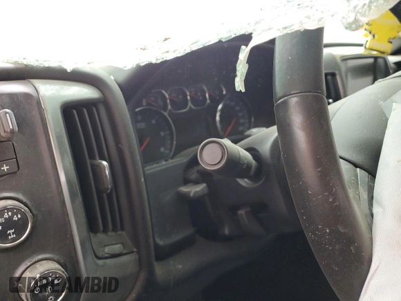 2015 Chevrolet Silverado 1500 LT with VIN 3GCUKREC5FG393923, listed as a Copart auction lot 49654695 with Not Provided miles and Salvage Title. Bid and sale history available at DreamBid. Image 9.