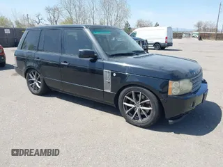 2007 Land Rover Range Rover SC z VIN SALMF13417A240739, wystawiony jako IAAI lot #42008953 z przebiegiem 118 918 mil mil oraz . Historia ofert i sprzedaży dostępna na DreamBid. Obrazek 1.