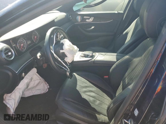2019 Mercedes-Benz E-Class E 300 with VIN WDDZF4KB9KA582176, listed as a Copart auction lot 48872375 with 0 mi miles and Salvage Title. Bid and sale history available at carsss.com. Image 7.