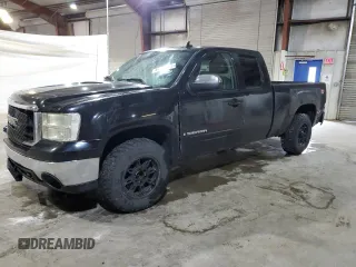 2008 GMC Sierra 1500 SLE1 z VIN 2GTEK19J981242903, wystawiony jako Copart lot #61435695 z przebiegiem 249 948 mil mil oraz Czysty tytuł • Clean title. Historia ofert i sprzedaży dostępna na DreamBid. Obrazek 1.