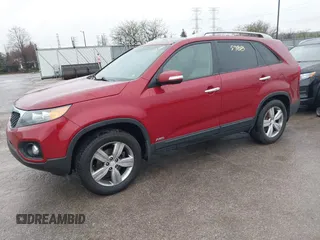 2013 Kia Sorento EX with VIN 5XYKUDA20DG311738, listed as a IAAI auction lot 41943988 with 165,820 mi miles. Bid and sale history available at carsss.com. Image 2.