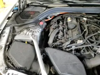 2019 BMW 5 Series 530e xDrive z VIN WBAJB1C56KB376153, wystawiony jako Copart lot #58242585 z przebiegiem 67 638 mil mil oraz Szkoda całkowita • Salvage title. Historia ofert i sprzedaży dostępna na DreamBid. Obrazek 16.