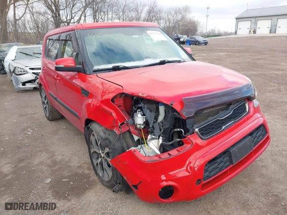 2013 Kia Soul + with VIN KNDJT2A6XD7508063, listed as a IAAI auction lot 41575338 with 91,319 mi miles. Bid and sale history available at carsss.com. Image 1.