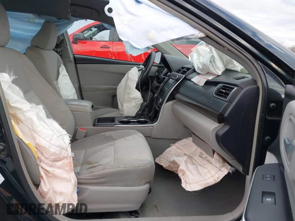 2015 Toyota Camry XLE with VIN 4T1BF1FK4FU043212, listed as a IAAI auction lot 41706573 with 170,074 mi miles and . Bid and sale history available at DreamBid. Image 5.