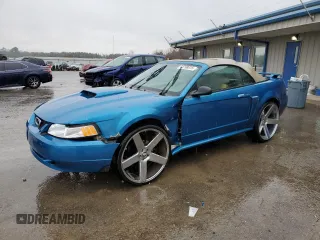 2003 Ford Mustang GT Deluxe with VIN 1FAFP45X73F372770, listed as a Copart auction lot 44798015 with 167,655 mi miles and Salvage Title. Bid and sale history available at carsss.com. Image 1.