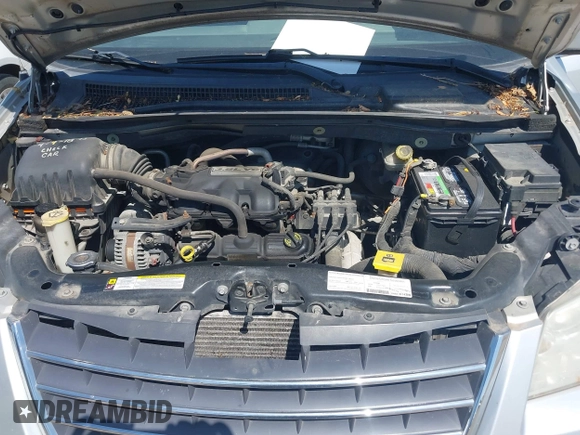 2008 Chrysler Town & Country Touring with VIN 2A8HR54P18R777245, listed as a IAAI auction lot 42241365 with 149,478 mi miles and . Bid and sale history available at DreamBid. Image 10.