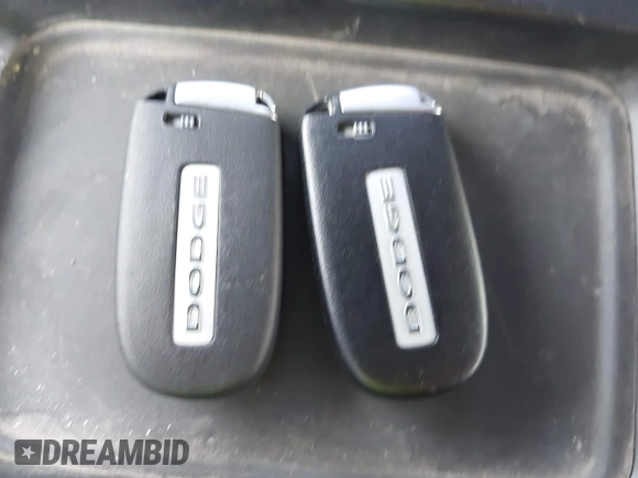 2022 Dodge Durango GT Plus z VIN 1C4RDJDG9NC187642, wystawiony jako IAAI lot #40886210 z przebiegiem 39 006 mil mil oraz . Historia ofert i sprzedaży dostępna na DreamBid. Obrazek 11.