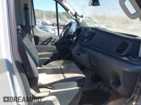2022 Ford Transit Passenger XL with VIN 1FBAX2C85NKA36473, listed as a IAAI auction lot 40583736 with Not provided miles and . Bid and sale history available at DreamBid. Image 5.
