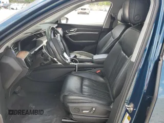 2019 Audi e-tron Prestige с VIN WA1VABGE8KB013239, выставлен на аукционе Copart как лот 66461565 с пробегом 52 301 миль миль и Чистый • Clean title. История ставок и продаж доступна на DreamBid. Изображение 7.