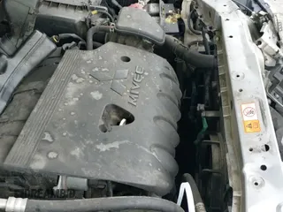 2017 Mitsubishi Outlander ES z VIN JA4AD2A38HZ023377, wystawiony jako IAAI lot #42922652 z przebiegiem 143 358 mil mil oraz . Historia ofert i sprzedaży dostępna na DreamBid. Obrazek 19.