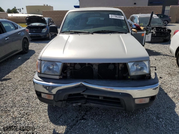 2000 Toyota 4Runner with VIN JT3GM84R6Y0057488, listed as a Copart auction lot 51786305 with 248,645 mi miles and Salvage Title. Bid and sale history available at carsss.com. Image 5.
