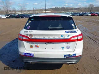 2016 Lincoln MKX Reserve with VIN 2LMTJ8LR4GBL44989, listed as a IAAI auction lot 41684823 with 101,528 mi miles. Bid and sale history available at carsss.com. Image 16.