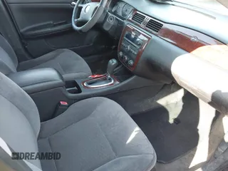 2008 Chevrolet Impala LS with VIN 2G1WB58K989236910, listed as a IAAI auction lot 42004077 with 109,051 mi miles and . Bid and sale history available at DreamBid. Image 5.