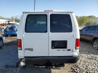 2009 Ford Econoline Passenger XL с VIN 1FBNE31LX9DA00518, выставлен на аукционе Copart как лот 74090534 с пробегом 274 223 миль миль и На запчасти • Non repairable. История ставок и продаж доступна на DreamBid. Изображение 6.