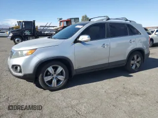 2013 Kia Sorento EX with VIN 5XYKUDA28DG326049, listed as a Copart auction lot 44078335 with 127,965 mi miles and Salvage Title. Bid and sale history available at carsss.com. Image 1.