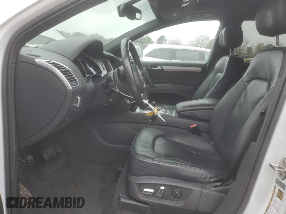 2015 Audi Q7 3.0T S line Prestige with VIN WA1DGAFE4FD032659, listed as a Copart auction lot 49123915 with 189,795 mi miles and Salvage Title. Bid and sale history available at carsss.com. Image 7.