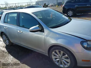 2013 Volkswagen Golf TDI with VIN WVWDM7AJ0DW138100, listed as a IAAI auction lot 41978728 with 103,264 mi miles. Bid and sale history available at carsss.com. Image 13.