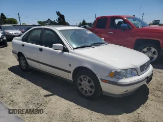 2000 Volvo S40 с VIN YV1VS255XYF542810, выставлен на аукционе Copart как лот 62570624 с пробегом 180 692 миль миль и Списание • Salvage title. История ставок и продаж доступна на DreamBid. Изображение 4.