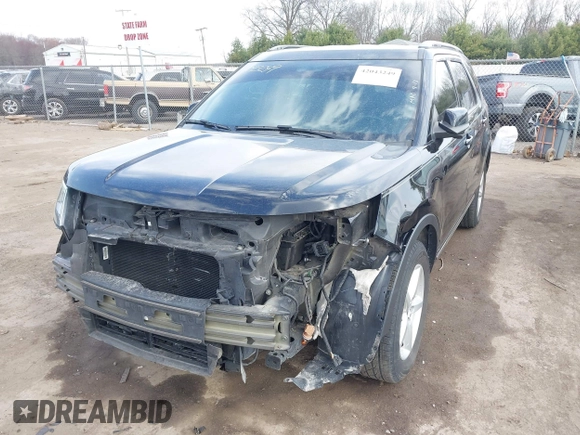 2017 Ford Explorer XLT with VIN 1FM5K8D81HGA56123, listed as a IAAI auction lot 42043249 with 78,415 mi miles and . Bid and sale history available at carsss.com. Image 18.