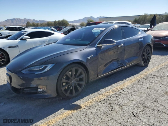 2018 Tesla Model S 75D with VIN 5YJSA1E22JF284885, listed as a Copart auction lot 45046125 with 58995 miles and Salvage Title. Bid and sale history available at carsss.com. Image 1.