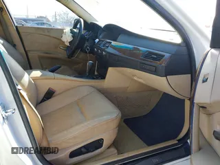 2006 BMW 5 Series 525i with VIN WBANE53516CK84092, listed as a IAAI auction lot 41593364 with 177,580 mi miles. Bid and sale history available at carsss.com. Image 5.