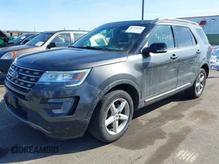 2017 Ford Explorer XLT z VIN 1FM5K8DHXHGB48783, wystawiony jako IAAI lot #41771686 z przebiegiem 104 809 mil mil oraz . Historia ofert i sprzedaży dostępna na DreamBid. Obrazek 20.