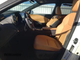 2024 Lexus RX with VIN 2T2BAMCA3RC077963, listed as a Copart auction lot 44000325 with 2,602 mi miles and Salvage Title. Bid and sale history available at carsss.com. Image 7.